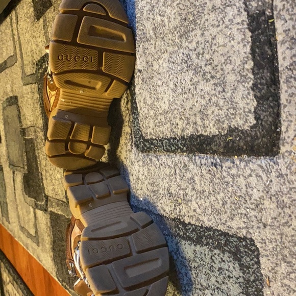 Toddler size 32 Gucci shoes - Picture 3 of 4